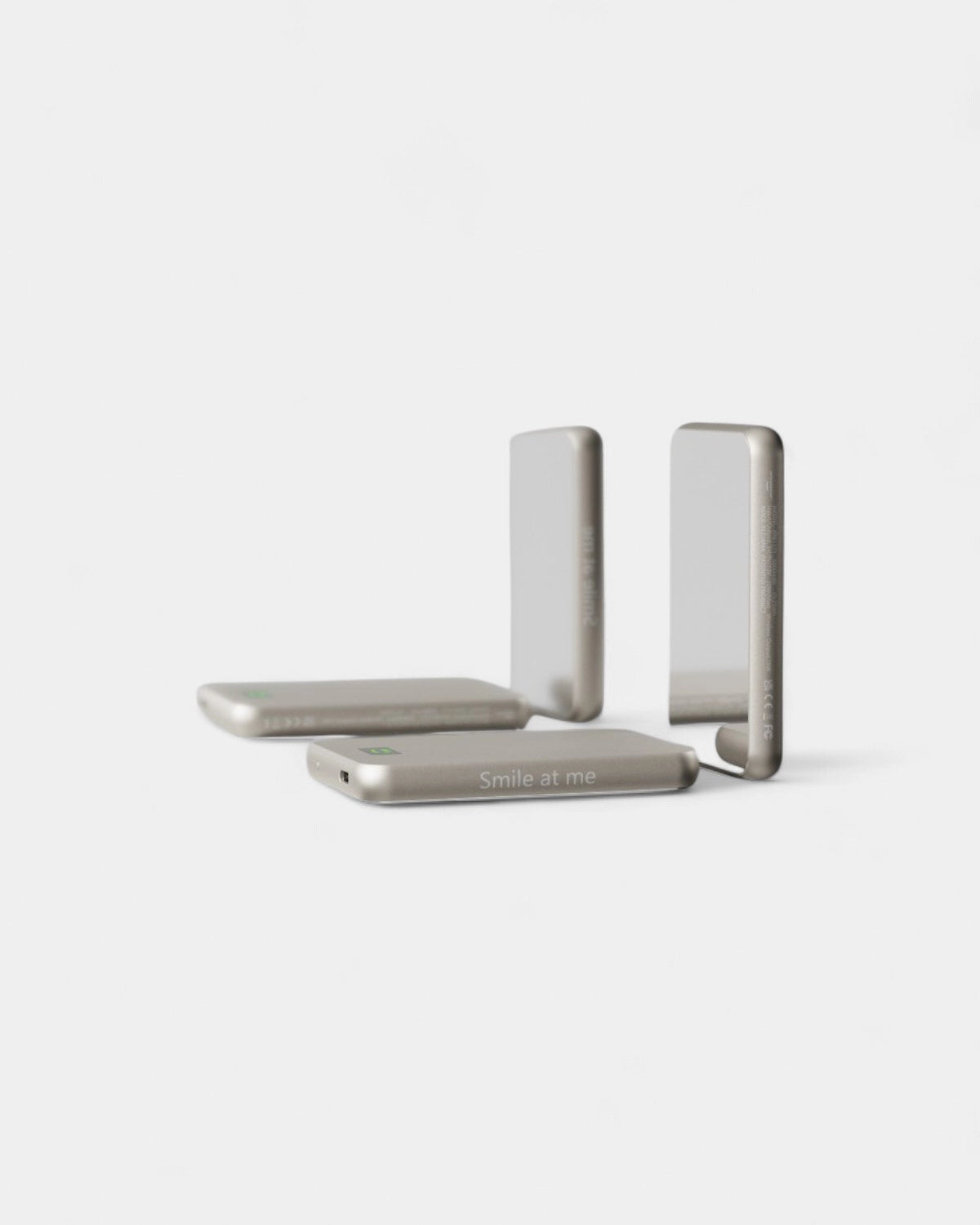 Powerbank 5000 mAh mit integriertem Spiegel zum Personalisieren