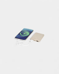 Personalisierbare Powerbank aus Weizenstroh