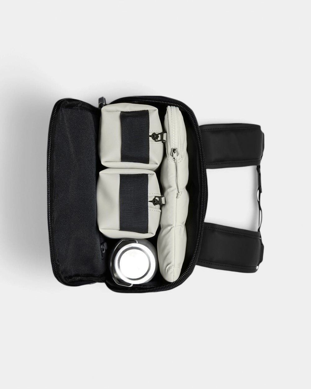 Rains Cargo-Rucksack zum Personalisieren