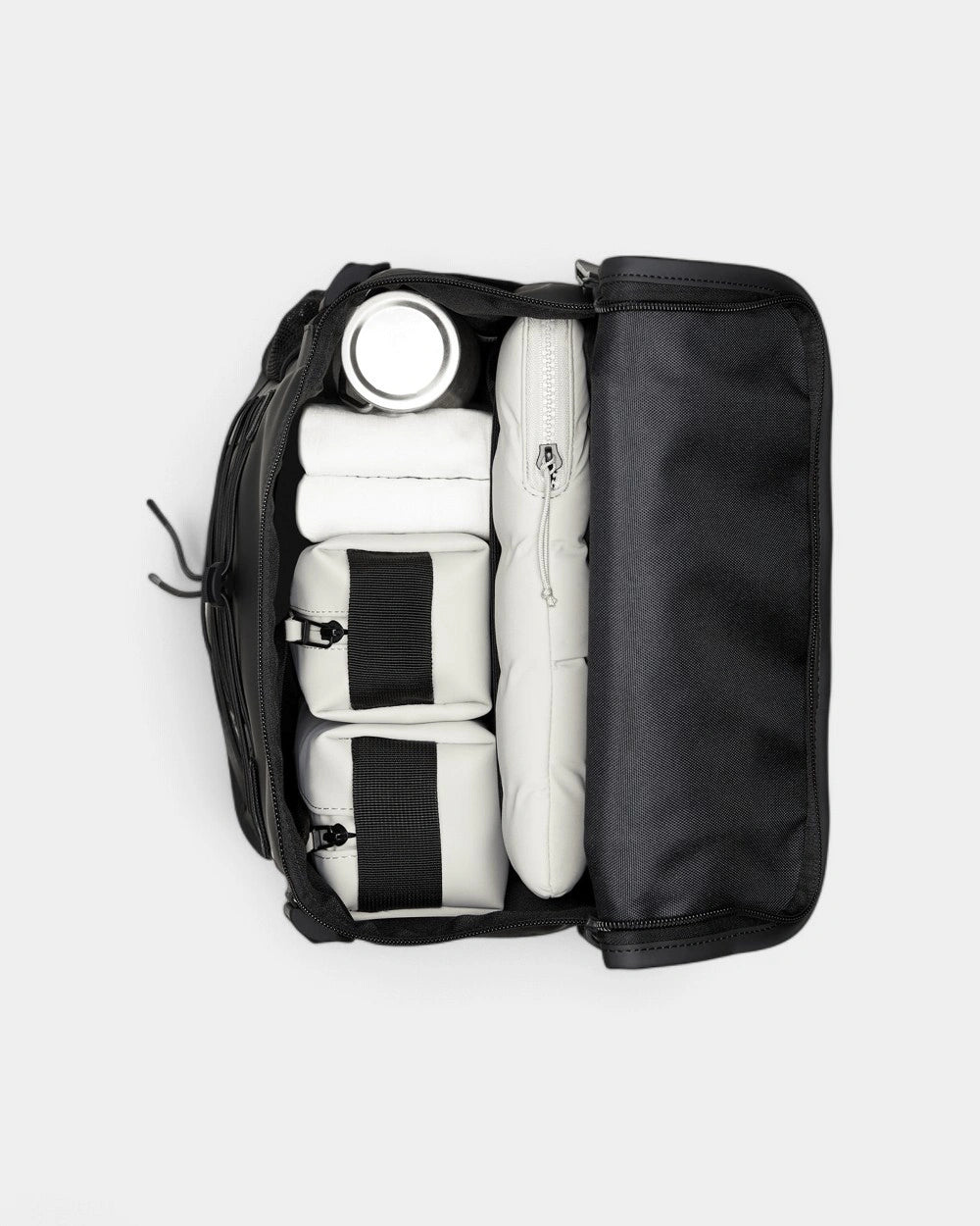 Rains Mountaineer Rucksack zum Personalisieren