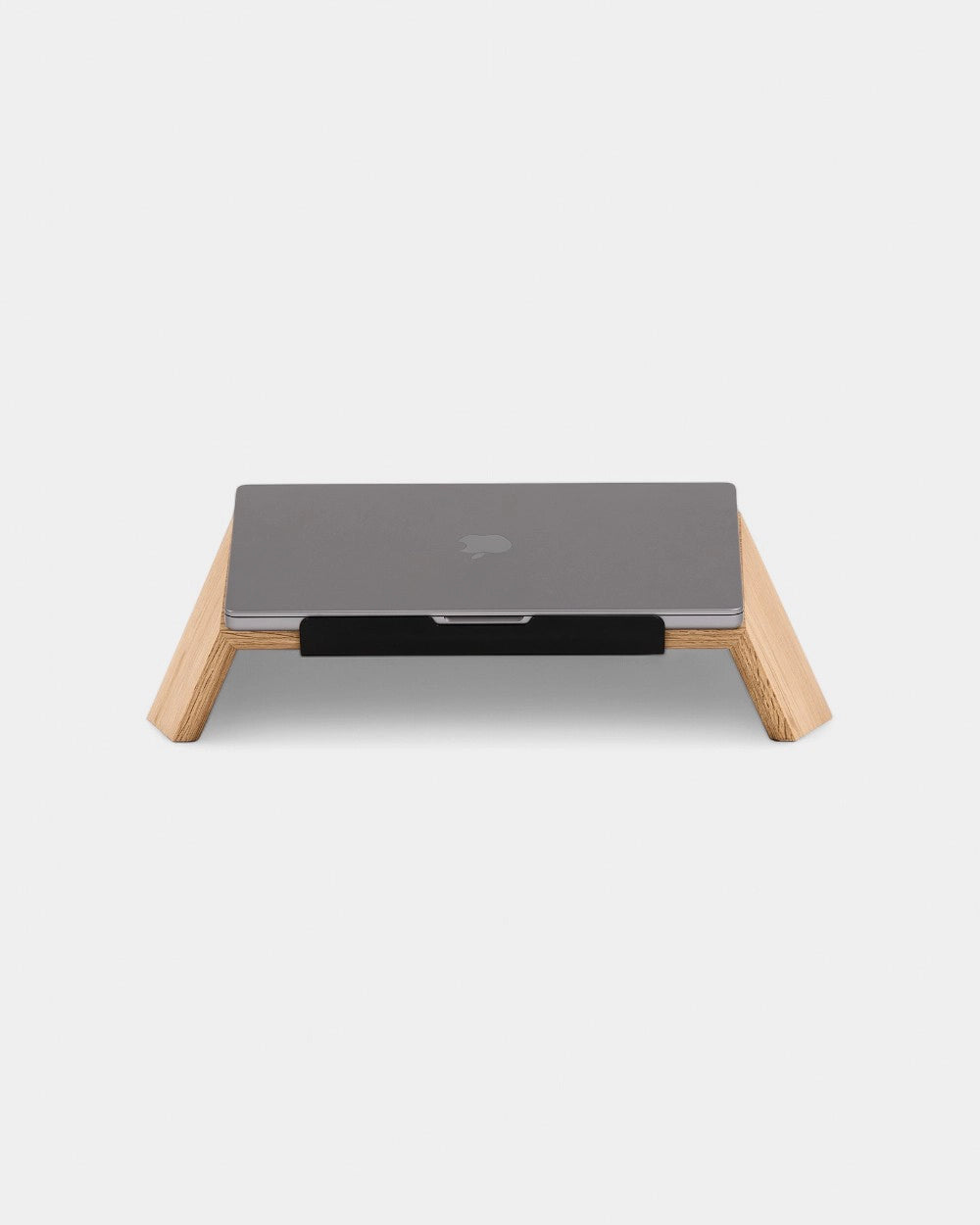 Personalisierbarer Laptopständer aus Holz