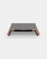 Personalisierbarer Laptopständer aus Holz