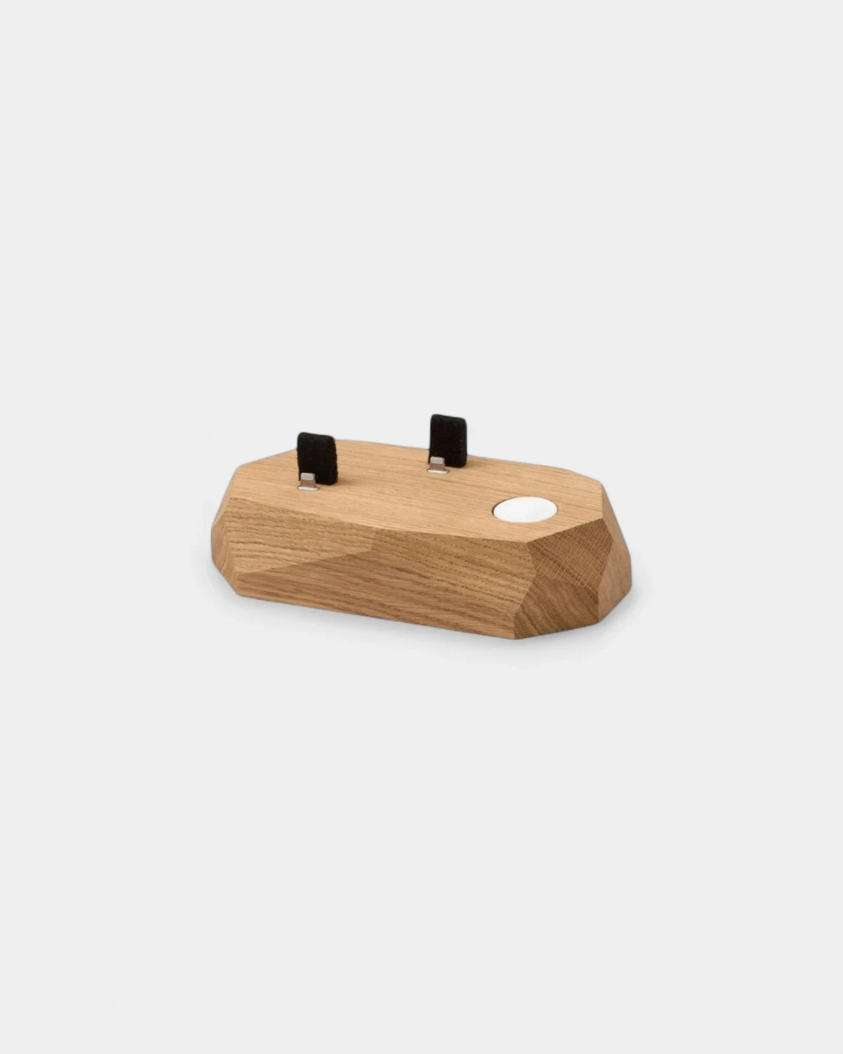 3-in-1-Induktionsladegerät aus Holz zum Personalisieren