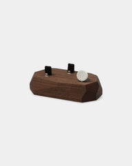 3-in-1-Induktionsladegerät aus Holz zum Personalisieren