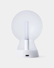 Umweltfreundliche Schreibtischlampe zum Personalisieren