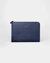 Laptophülle Iné aus recyceltem Leder zum Personalisieren