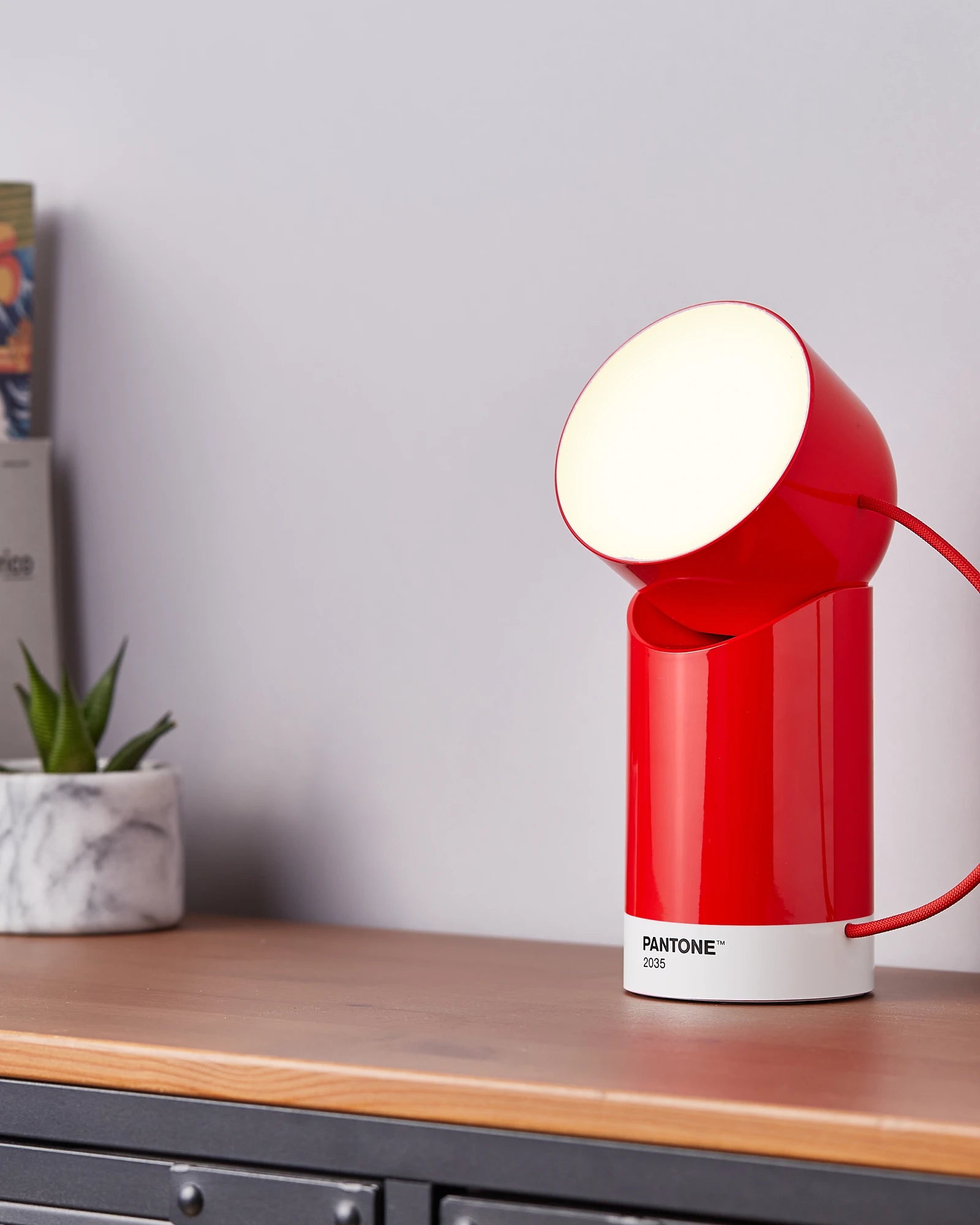 Lampe LED Lexon Orbe Light Pastel Green zum Personalisieren - 46