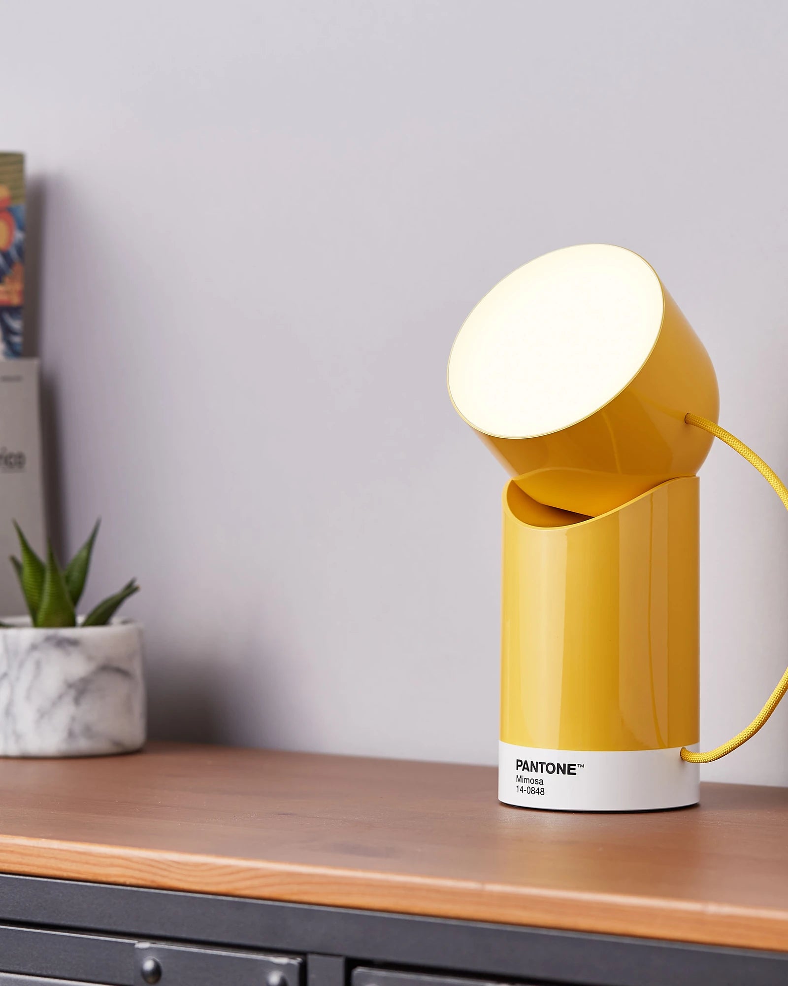 Lampe LED Lexon Orbe Light Pastel Green zum Personalisieren - 29