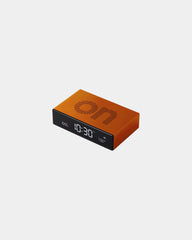 Wecker Aluminium Lexon Flip Premium zum Personalisieren - 35
