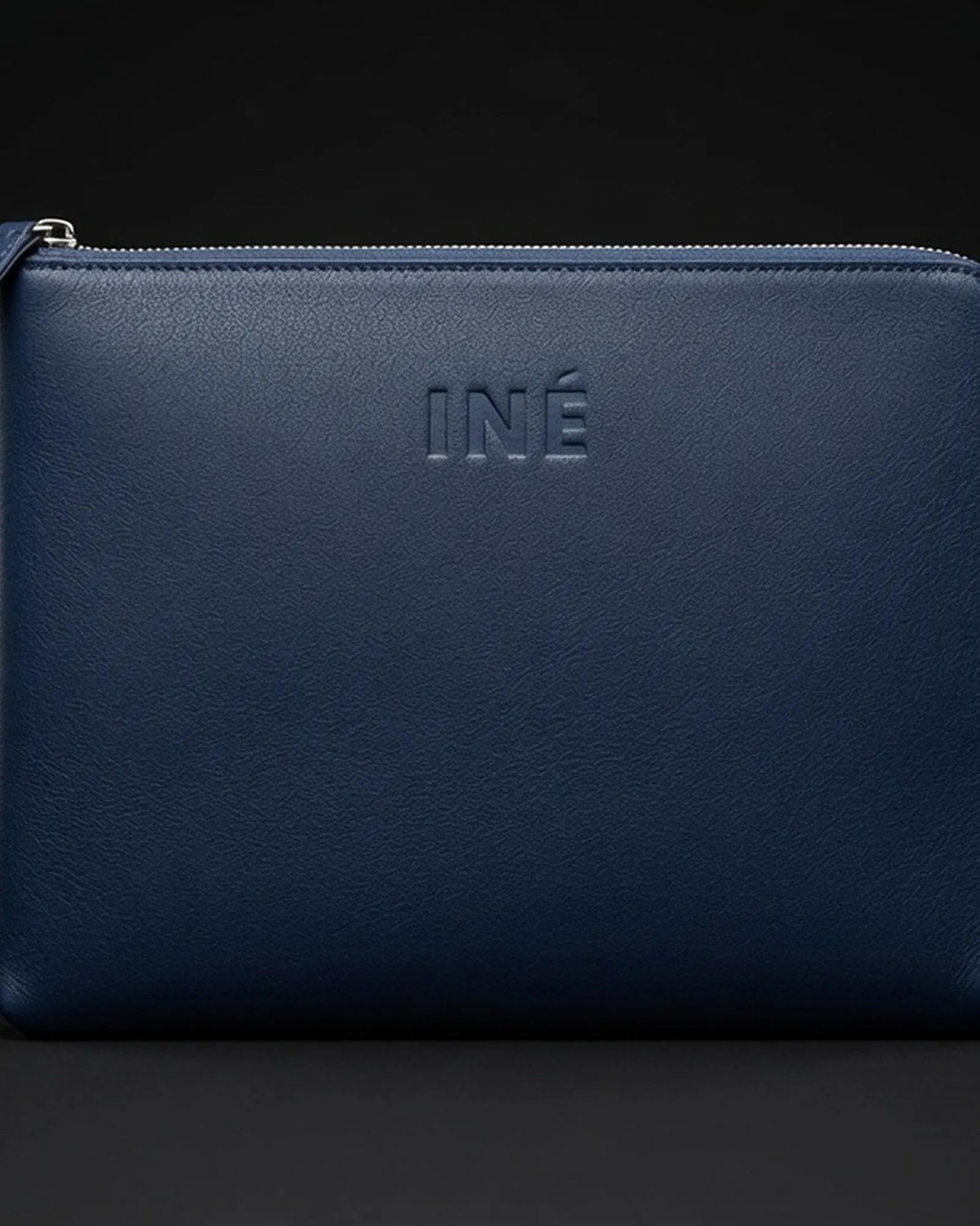 Pochette cuir recyclé INE 10/11" à personnaliser - 5