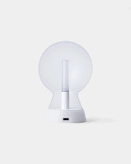 Umweltfreundliche Schreibtischlampe zum Personalisieren