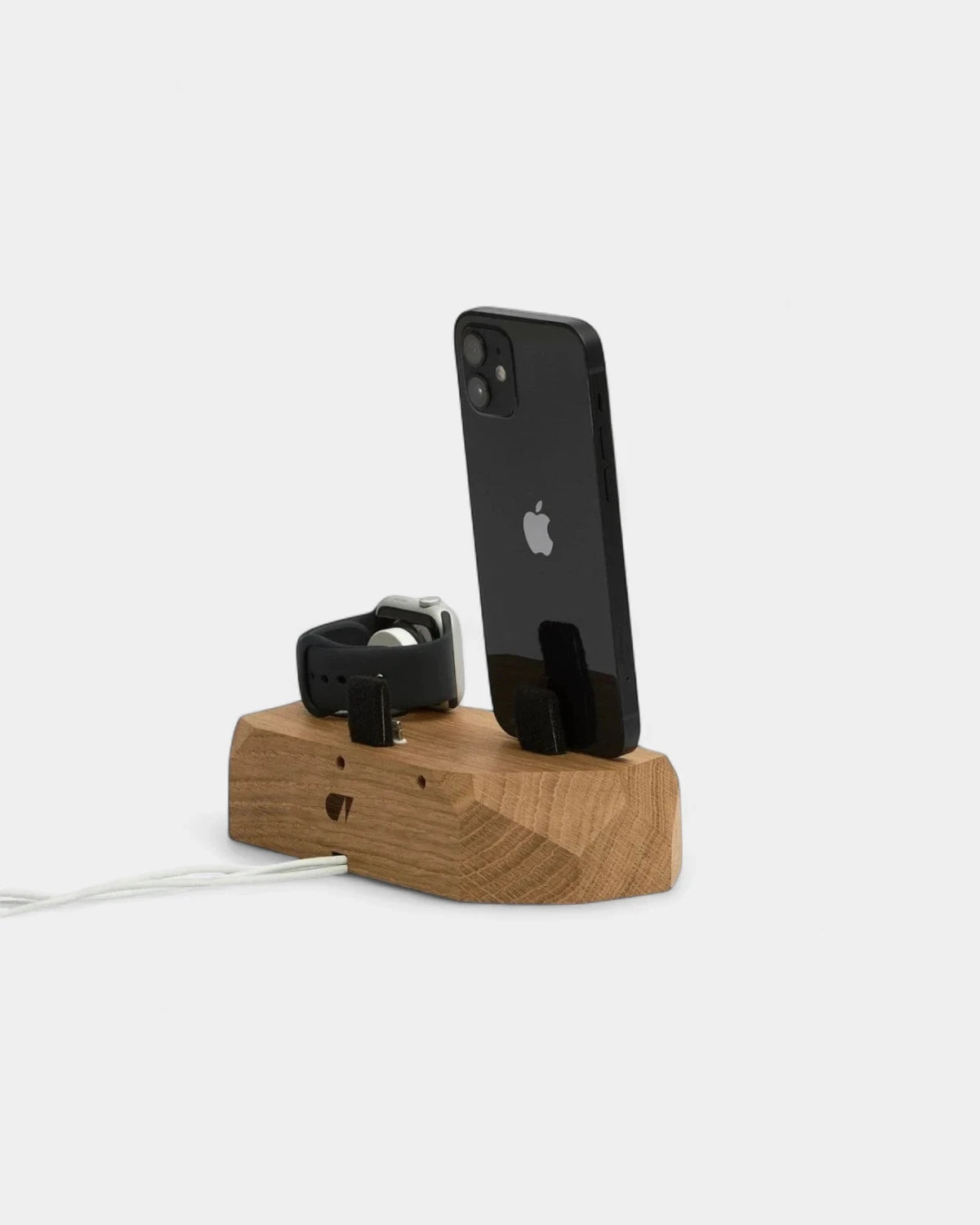 3-in-1-Induktionsladegerät aus Holz zum Personalisieren